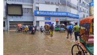 ওসমানী হাসপাতালে পানি ঢুকে চরম দুর্ভোগ