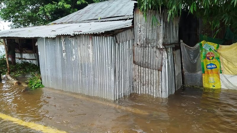 মৌলভীবাজার বড়লেখায় বন্যা পরিস্থিতি স্থিতিশীল রয়েছে